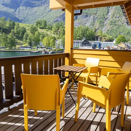 Flamsbrygga Appartement