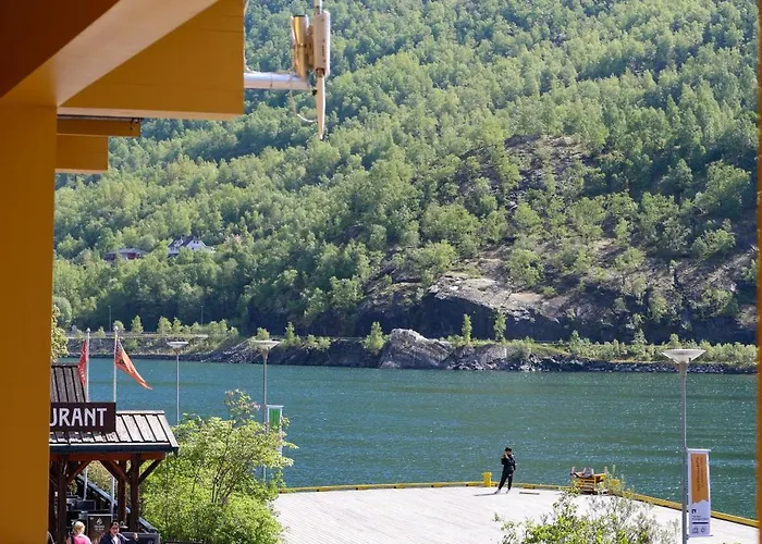 Flamsbrygga Apartamento *